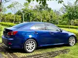 Фото 23 - Lexus IS
