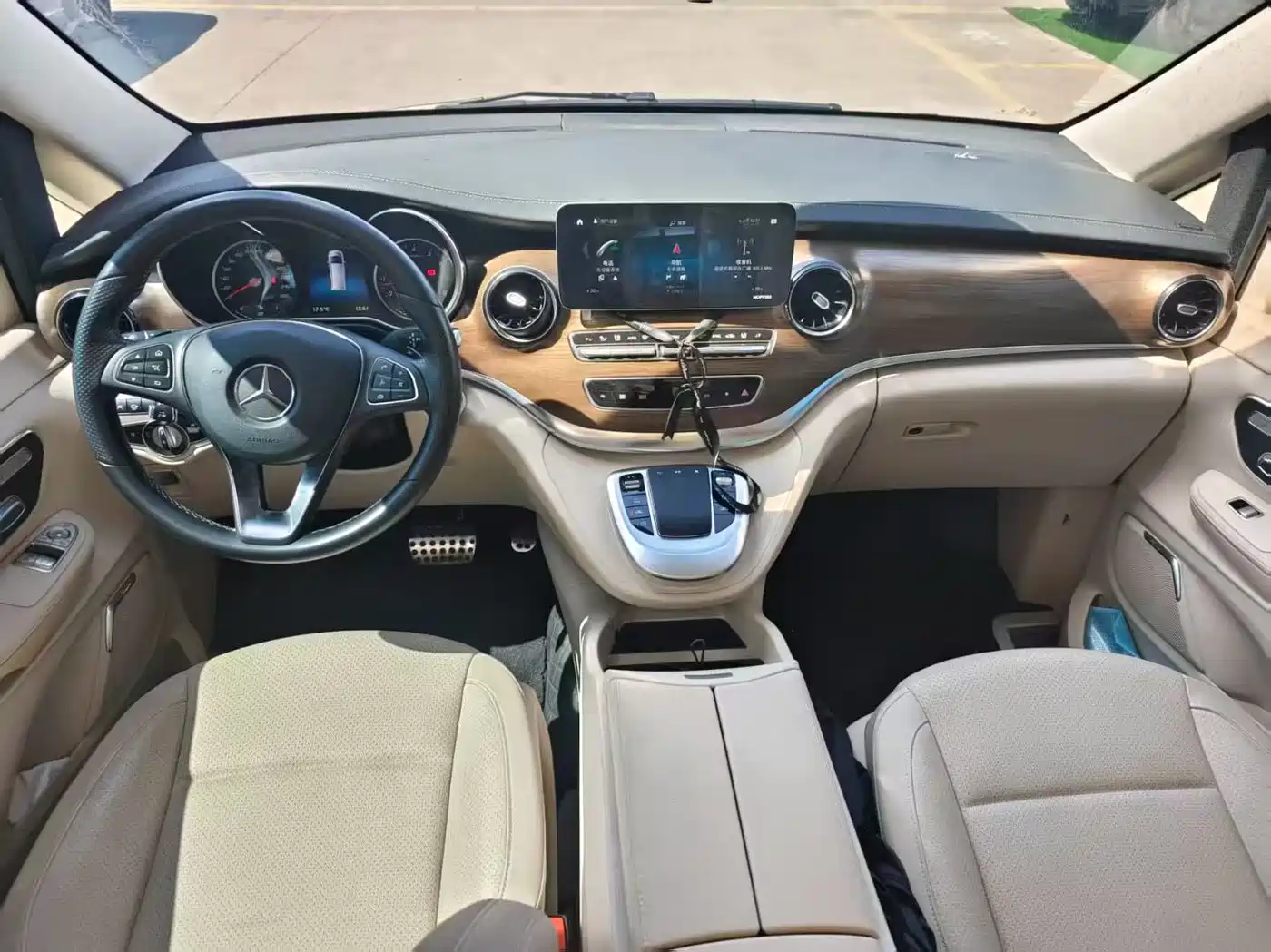 MERCEDES-BENZ V CLASS