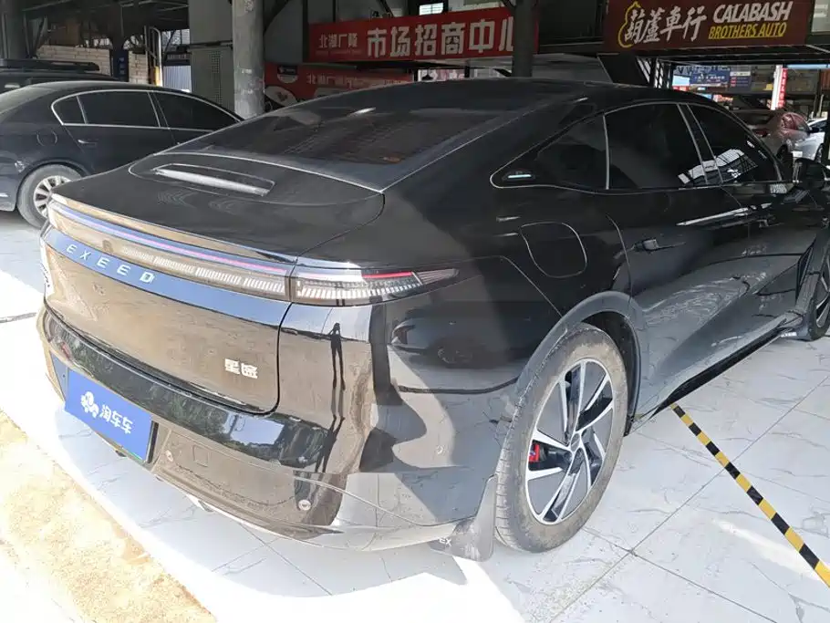 Exeed Exlantix ES 2025 2025 Range Extender Pro Highway Assist