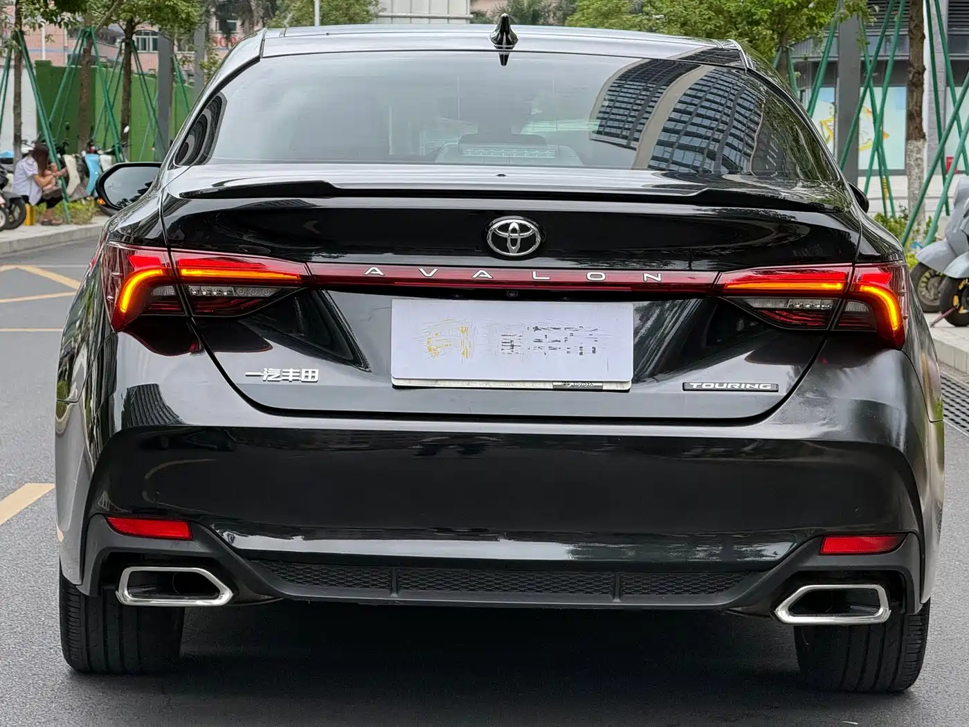 Toyota Avalon 2023 2.5L Touring Premium Edition фото 17