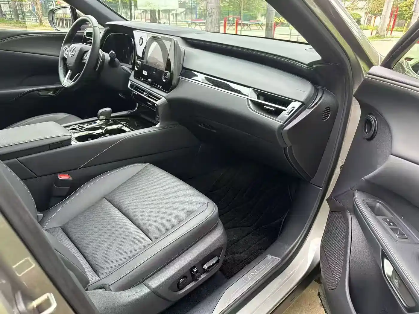 Lexus RX 2025 2025 300 4WD Premium Edition