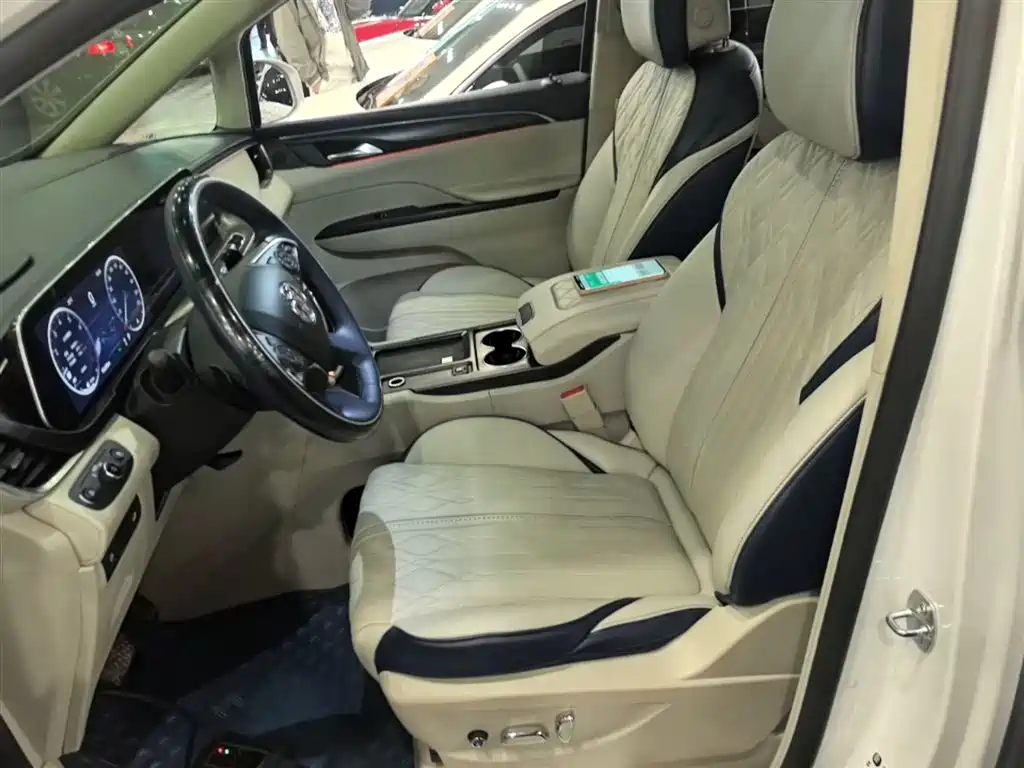 Buick GL8 2021 ES Landlord 653T Comfort фото 15