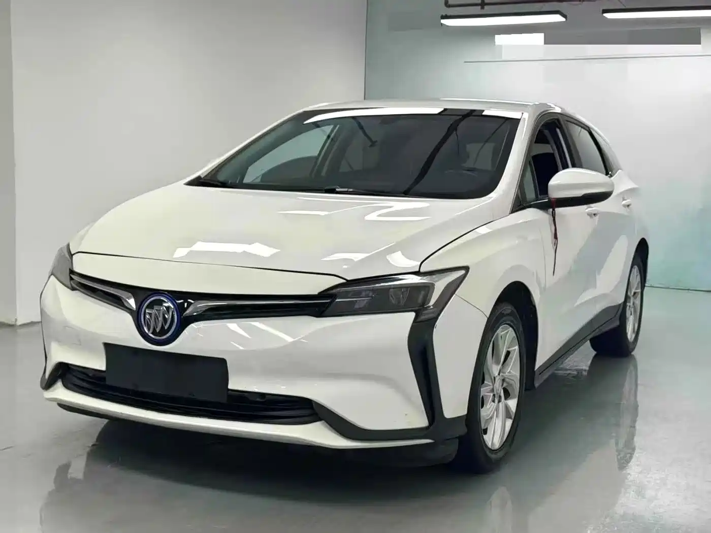 Buick Velite 6 2020 Plug-in Hybrid Connected Smart Edition фото 2