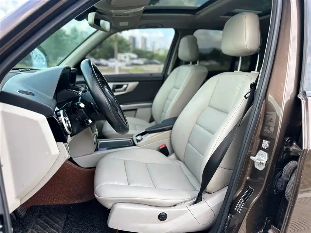 Mercedes-Benz GLK-Class 2013 Facelift GLK 300 4MATIC Luxury фото 11