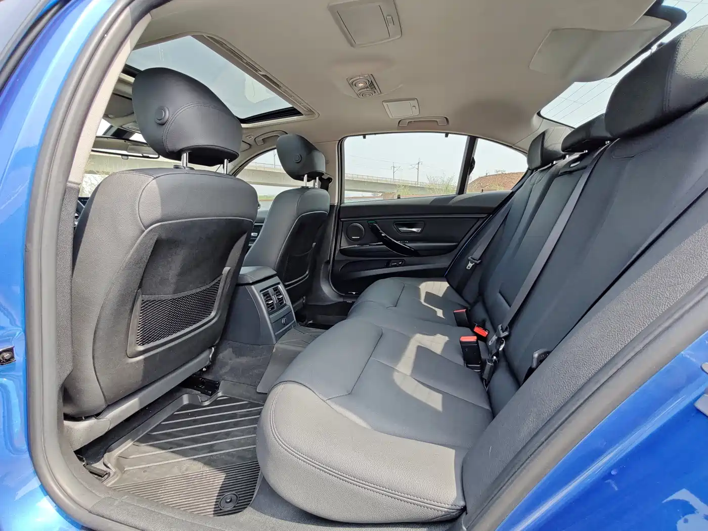 BMW 3 Series 2017 320Li M Sport фото 11