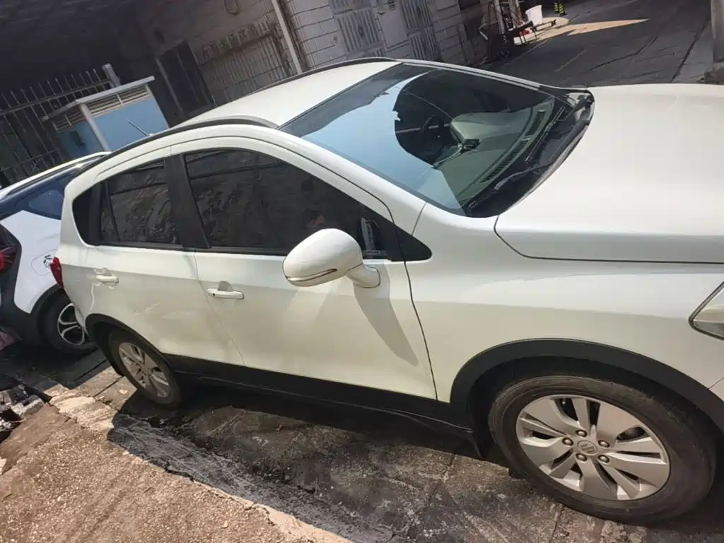 Suzuki SX4 S-Cross 2016 2015 1.6L CVT 2WD Progressive