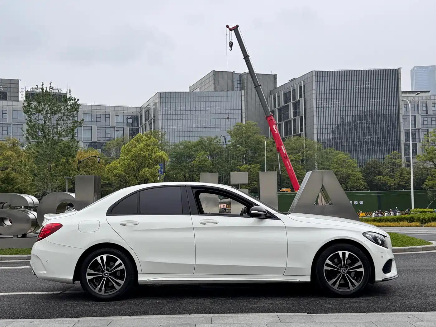 Mercedes-Benz C-Class 2017 Facelift C 200 Sport Edition фото 7