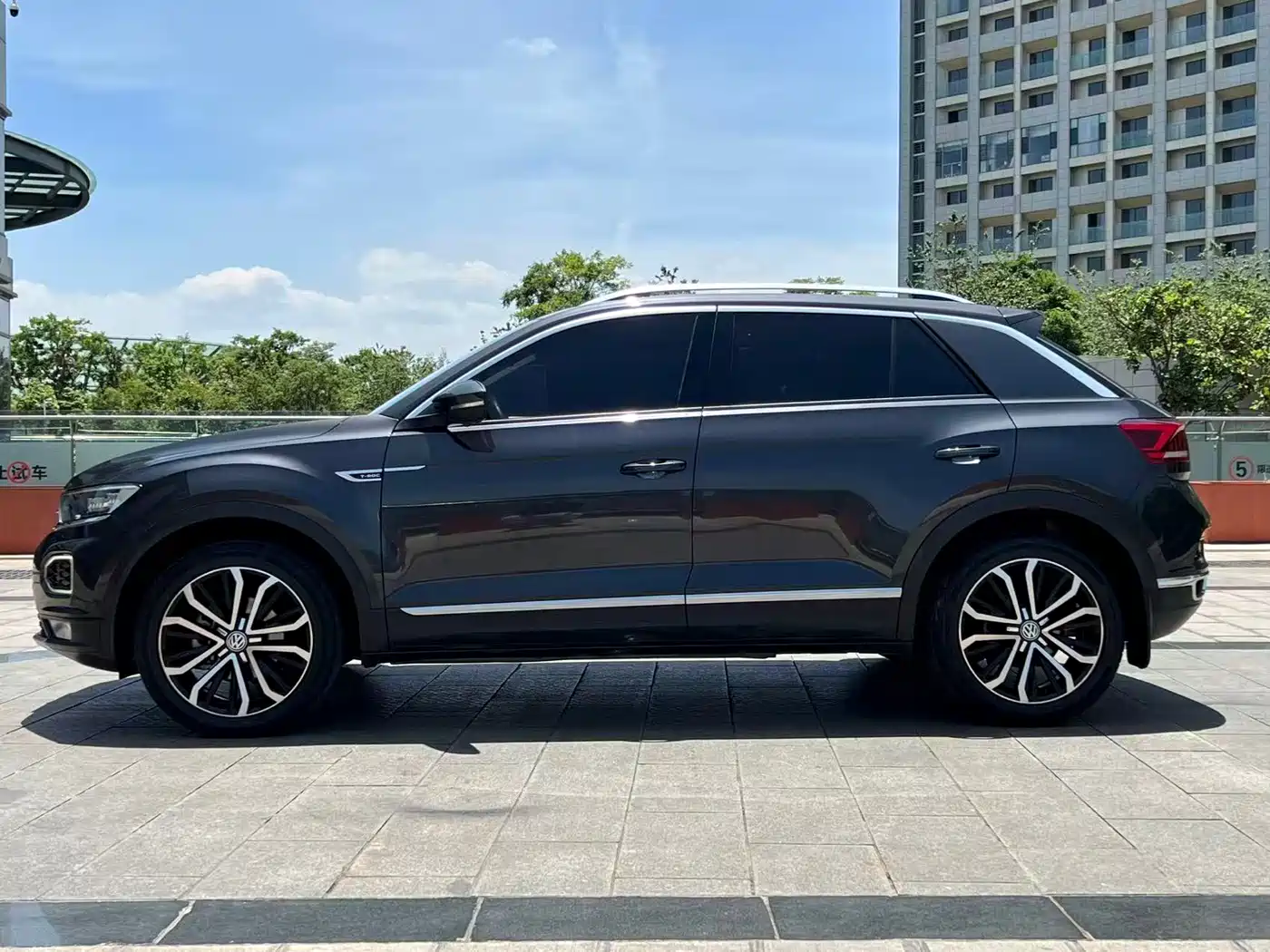 Volkswagen T-ROC 2020 280TSI DSG 2WD Comfort фото 9