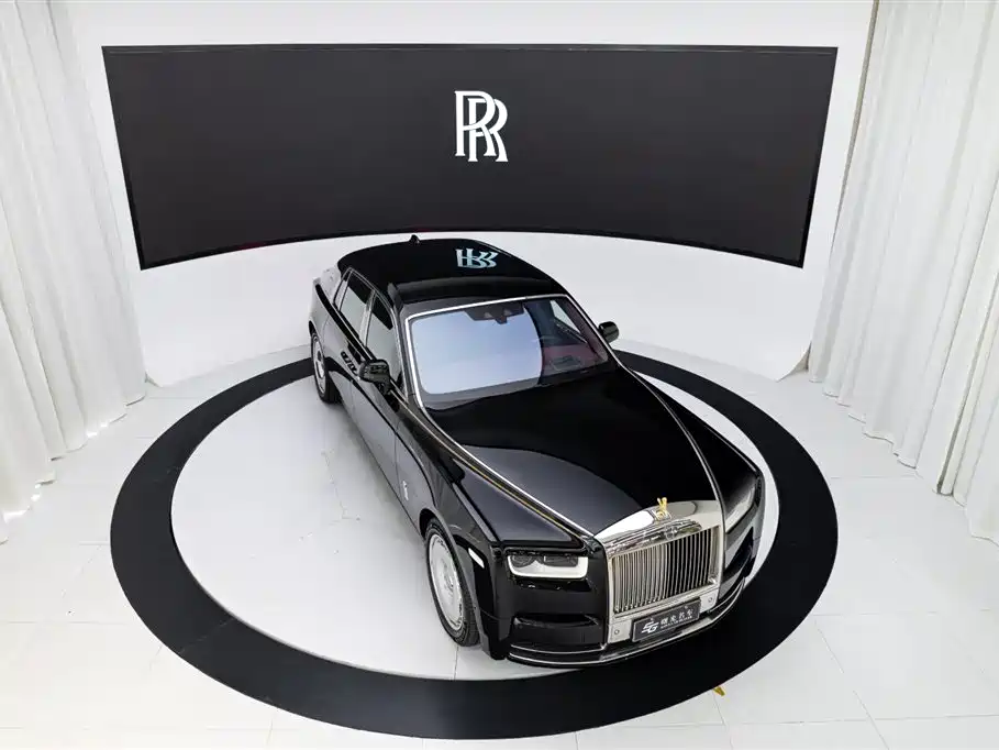 Rolls-Royce Phantom 2019 2018 6.7T Standard Wheelbase Version