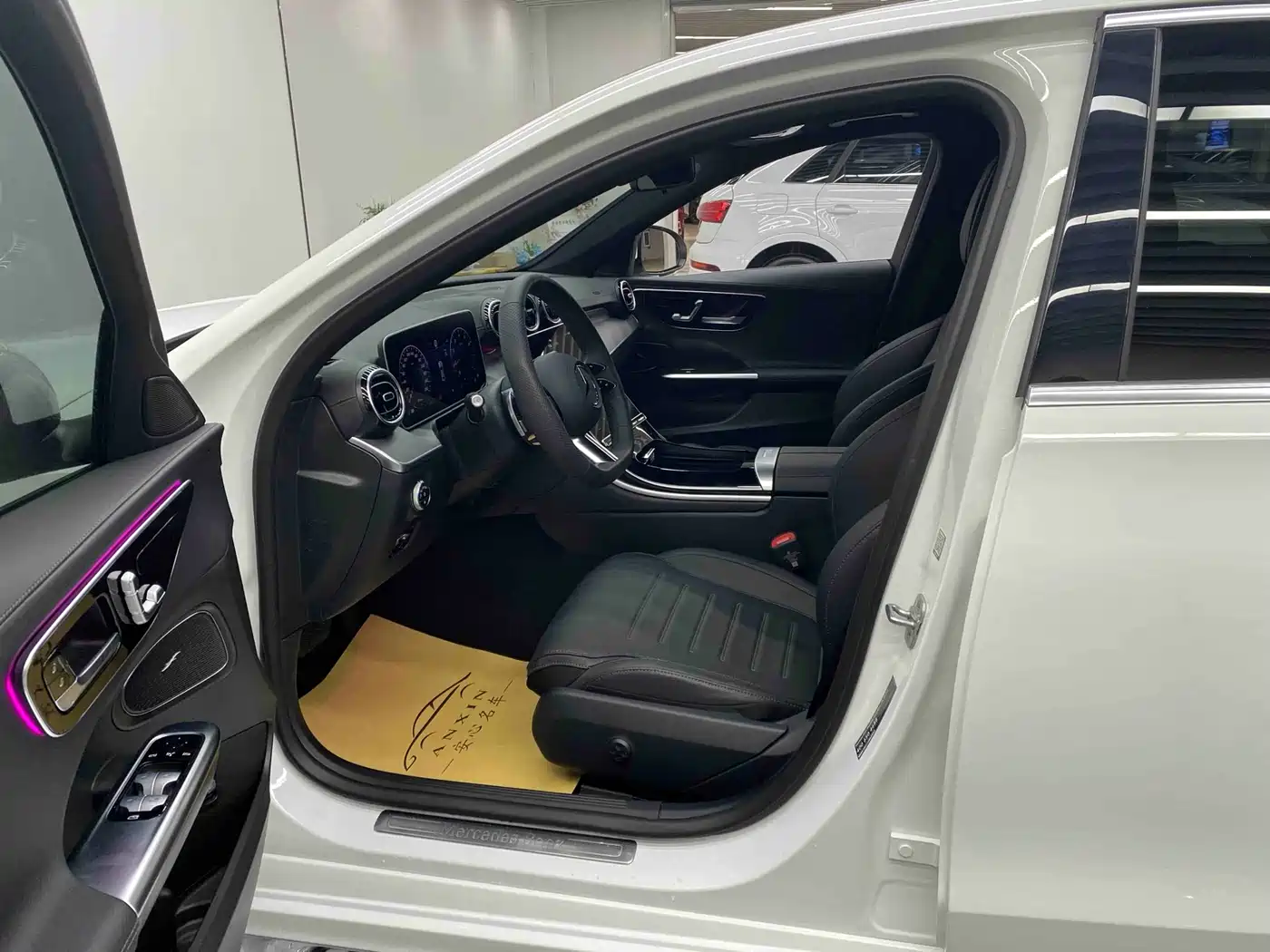 Mercedes-Benz C-Class 2024 C 200 L Sport Edition фото 8