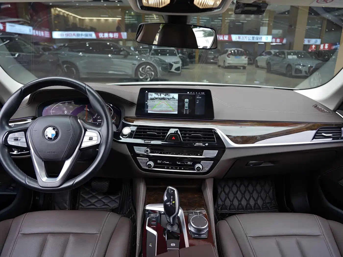 BMW 5 Series 2020 525Li Luxury Package фото 7