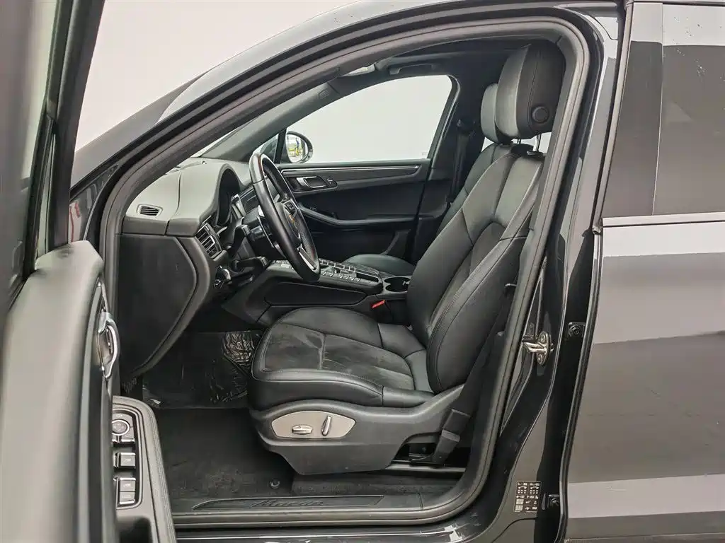 Porsche Macan 2020 Macan 2.0T фото 10