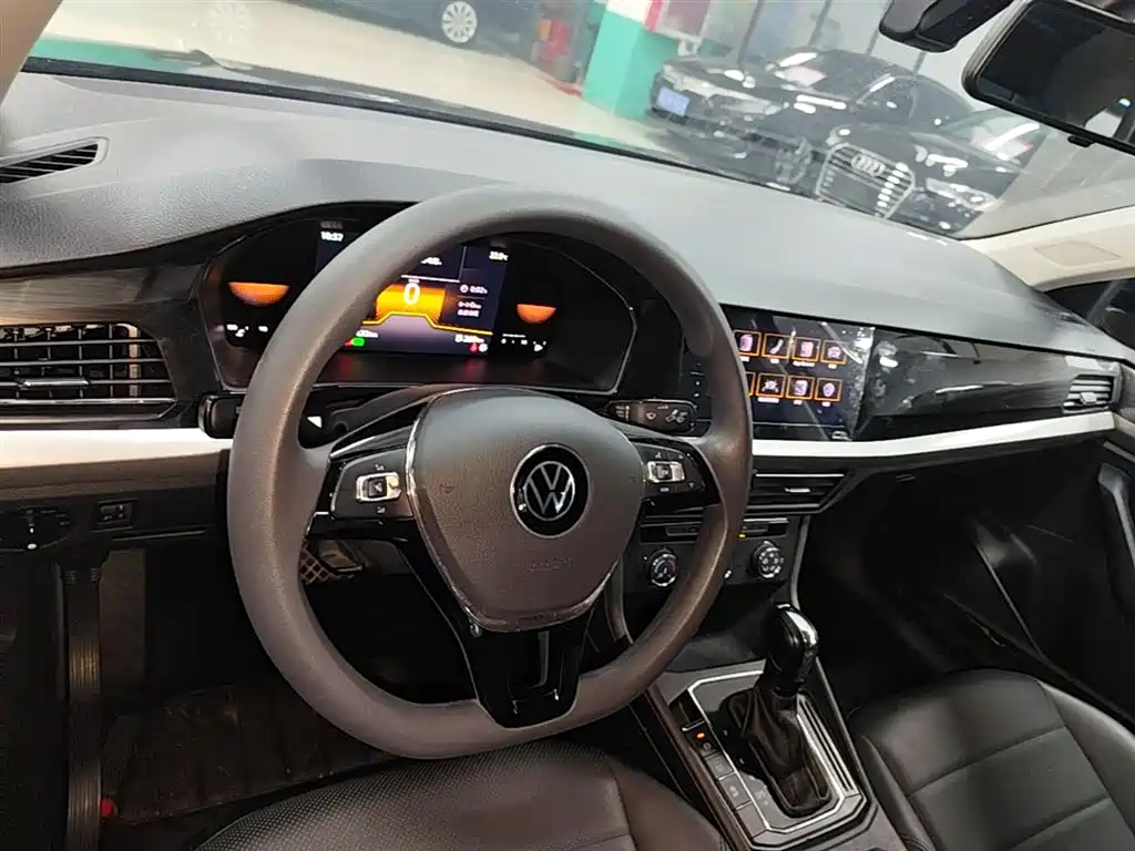 Volkswagen Lavida 2022 1.5L Auto Comfort Edition фото 10