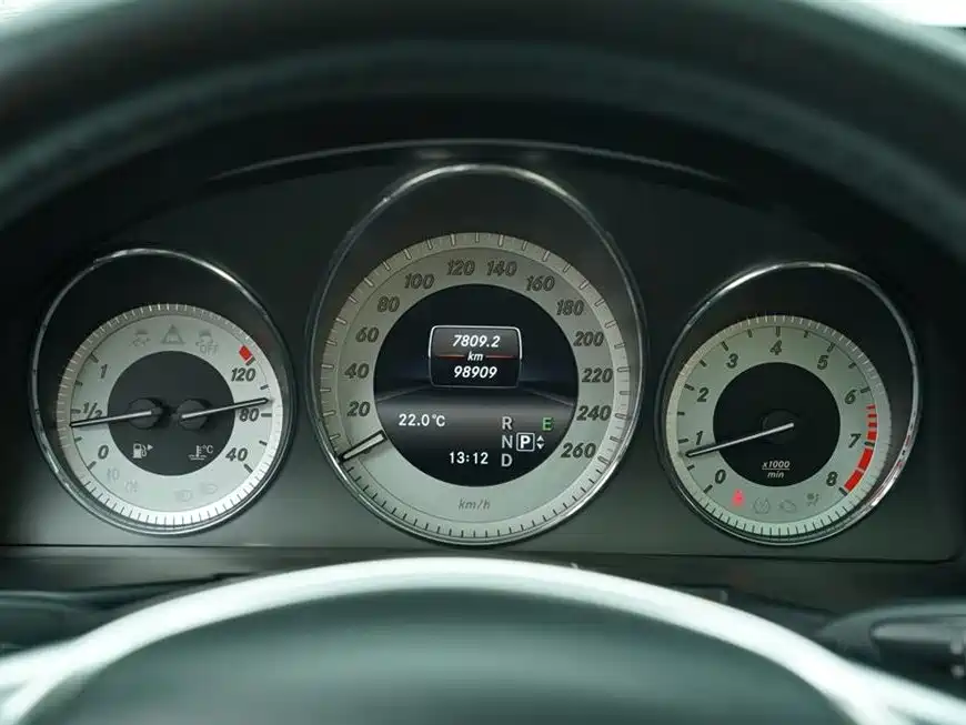 Mercedes-Benz GLK-Class 2015 GLK 300 4MATIC Fashion Ultimate Edition фото 28