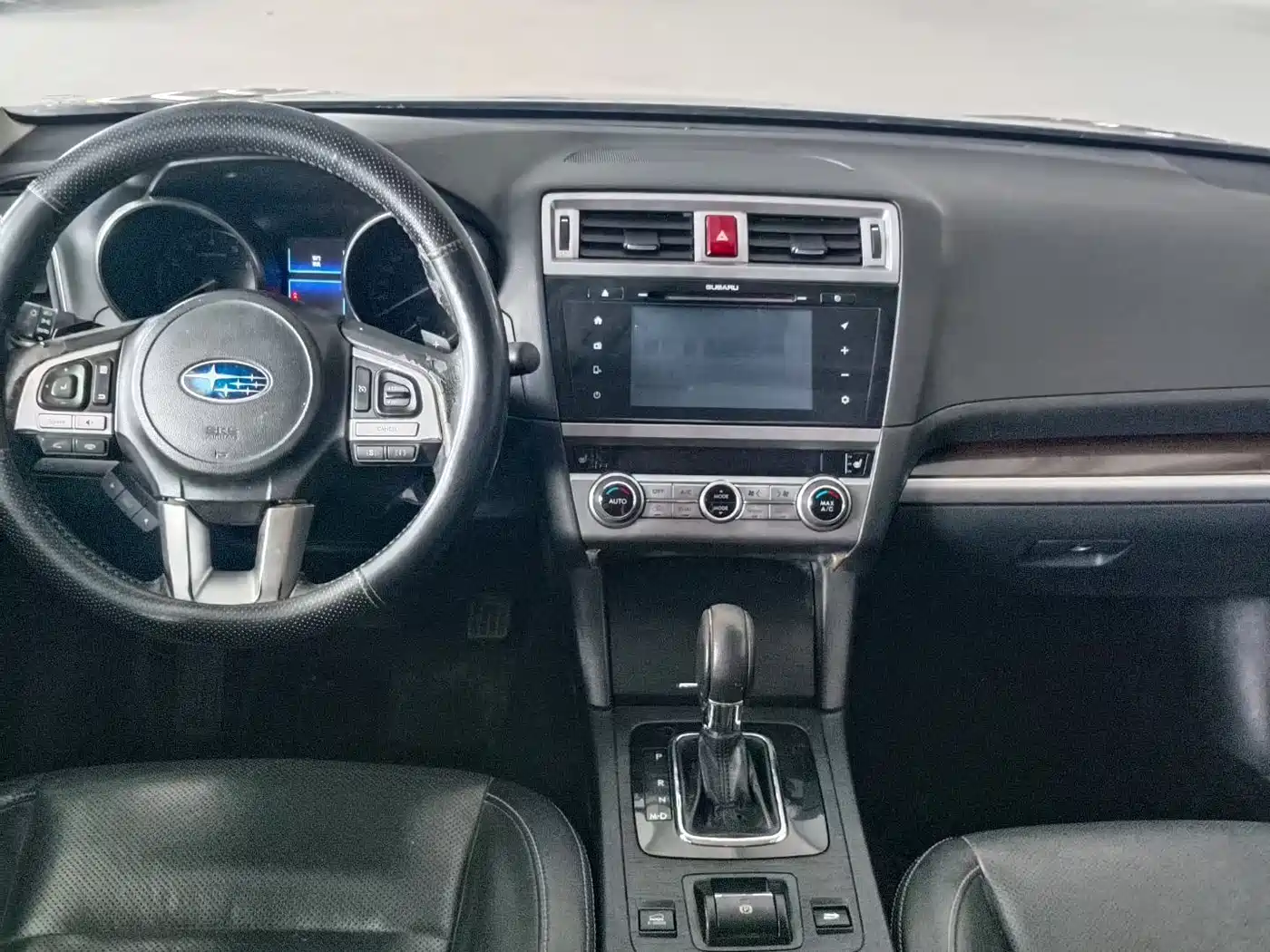 Фото 4 - Subaru Outback
