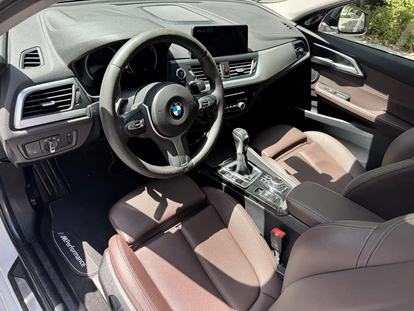 BMW 1 Series 2019 120i M Sport Package фото 4