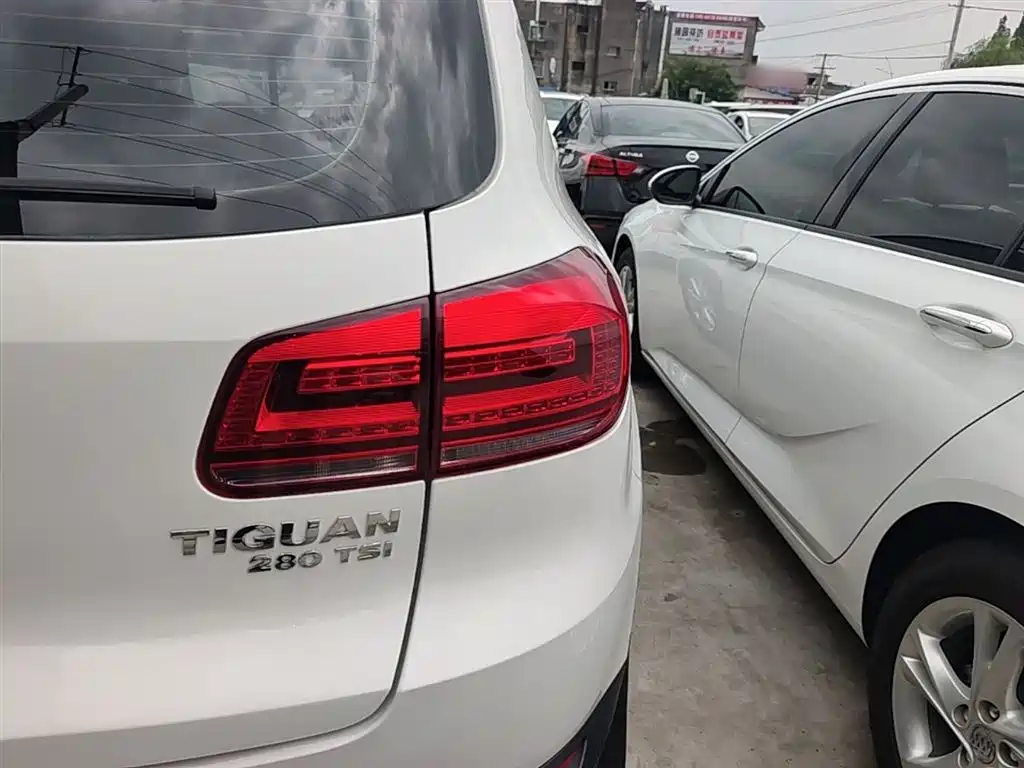 Volkswagen Tiguan 2016 280TSI Automatic 2WD Silk Road Comfort фото 8