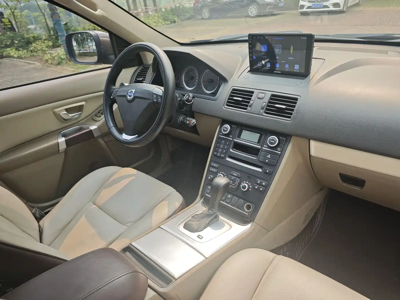 Volvo XC Classic 2015 2014 T5 Luxury Edition