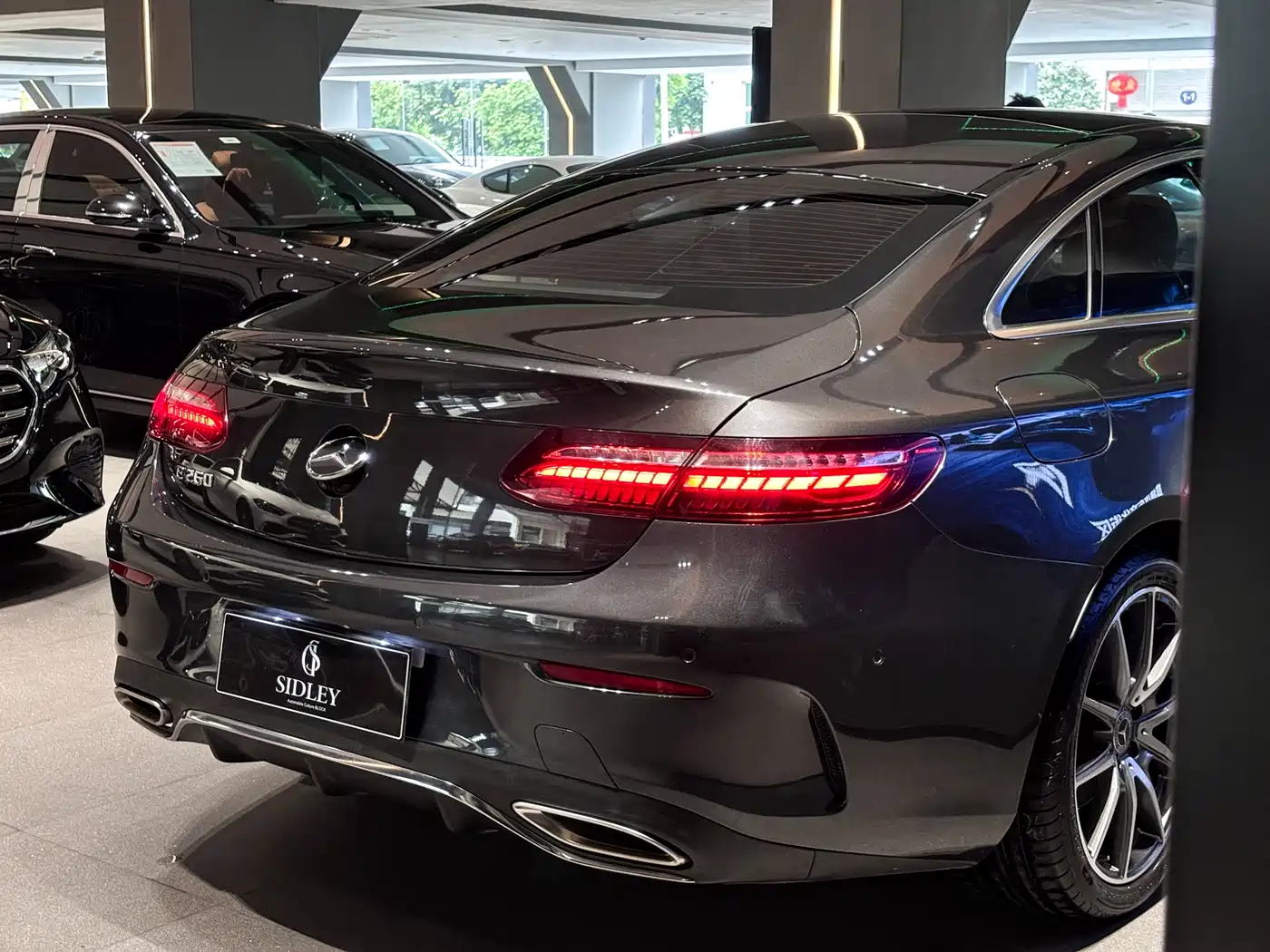 MERCEDES-BENZ E CLASS