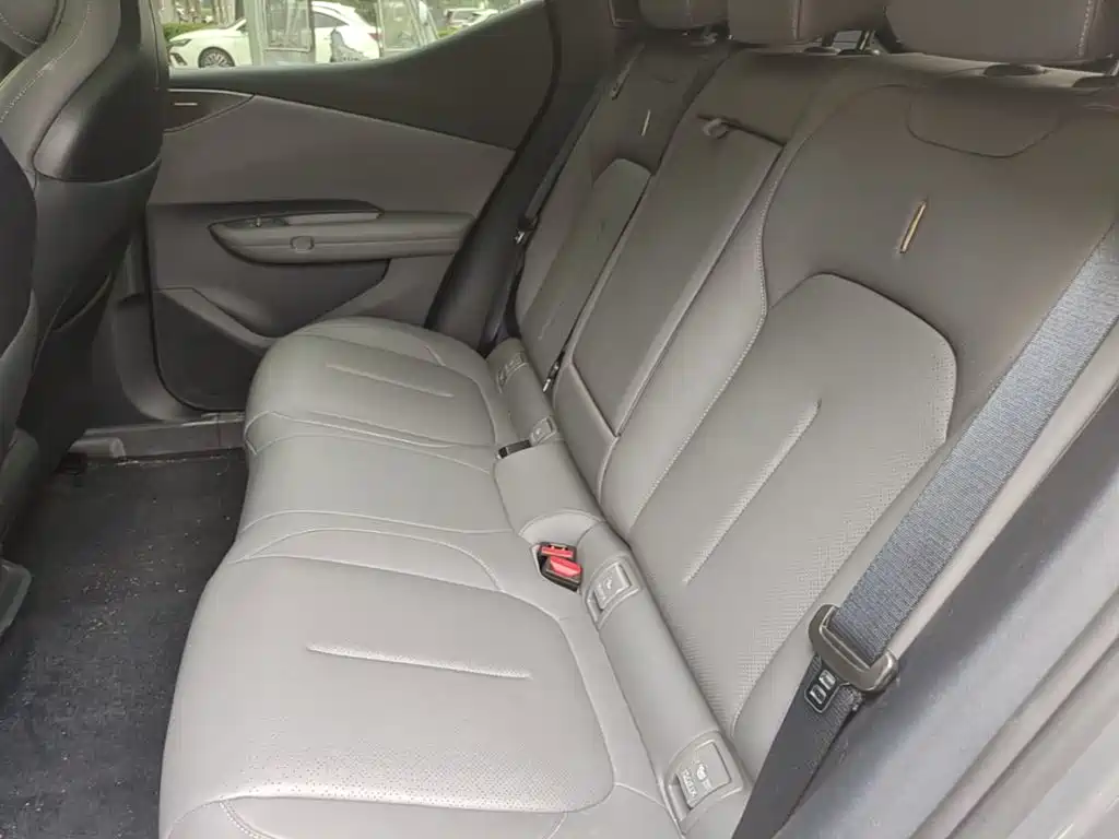 Lynk & Co Z20 2026 2025 530km RWD Pro