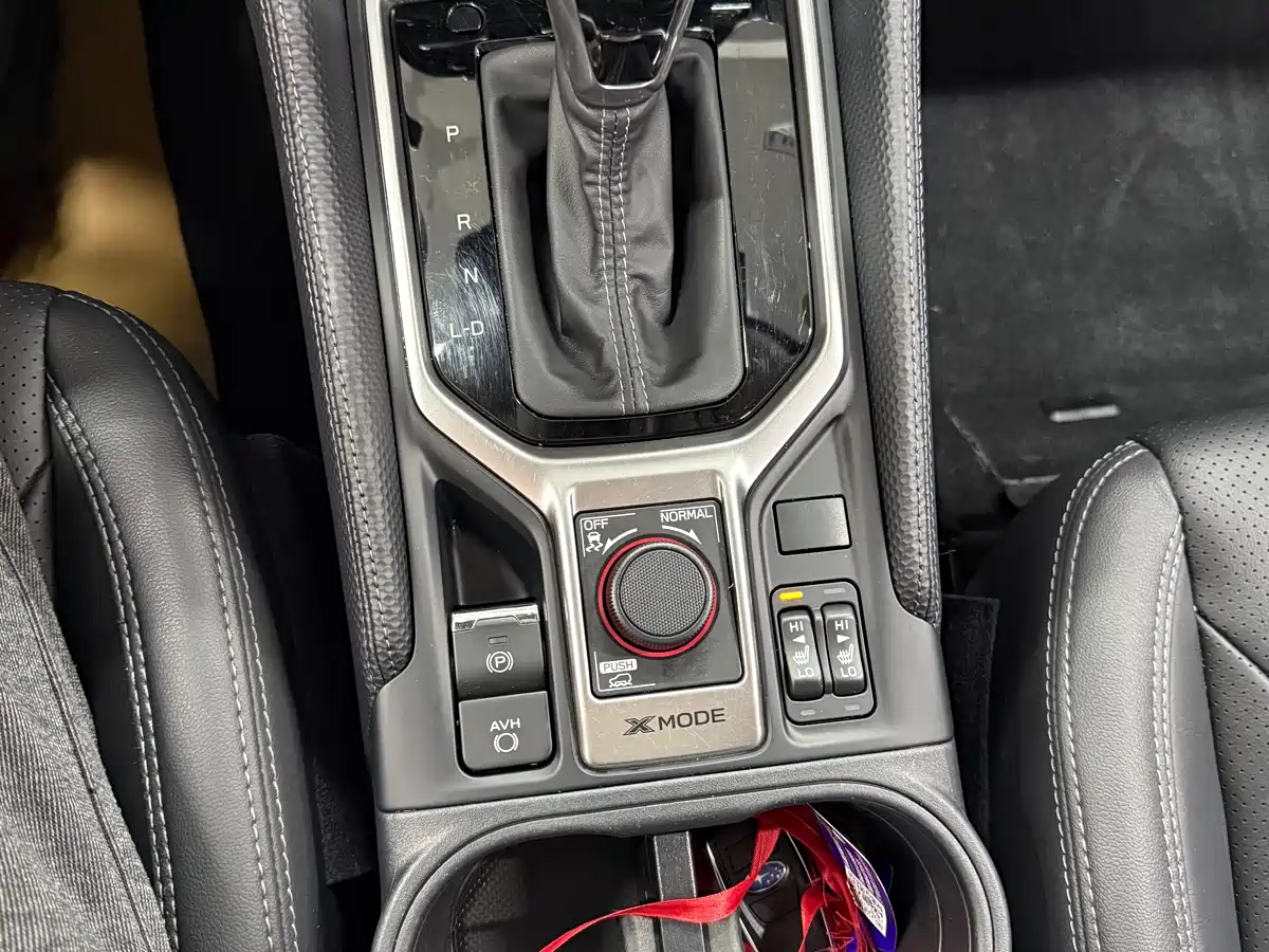 Subaru Forester 2022 2.0i AWD Luxury Edition with EyeSight фото 8