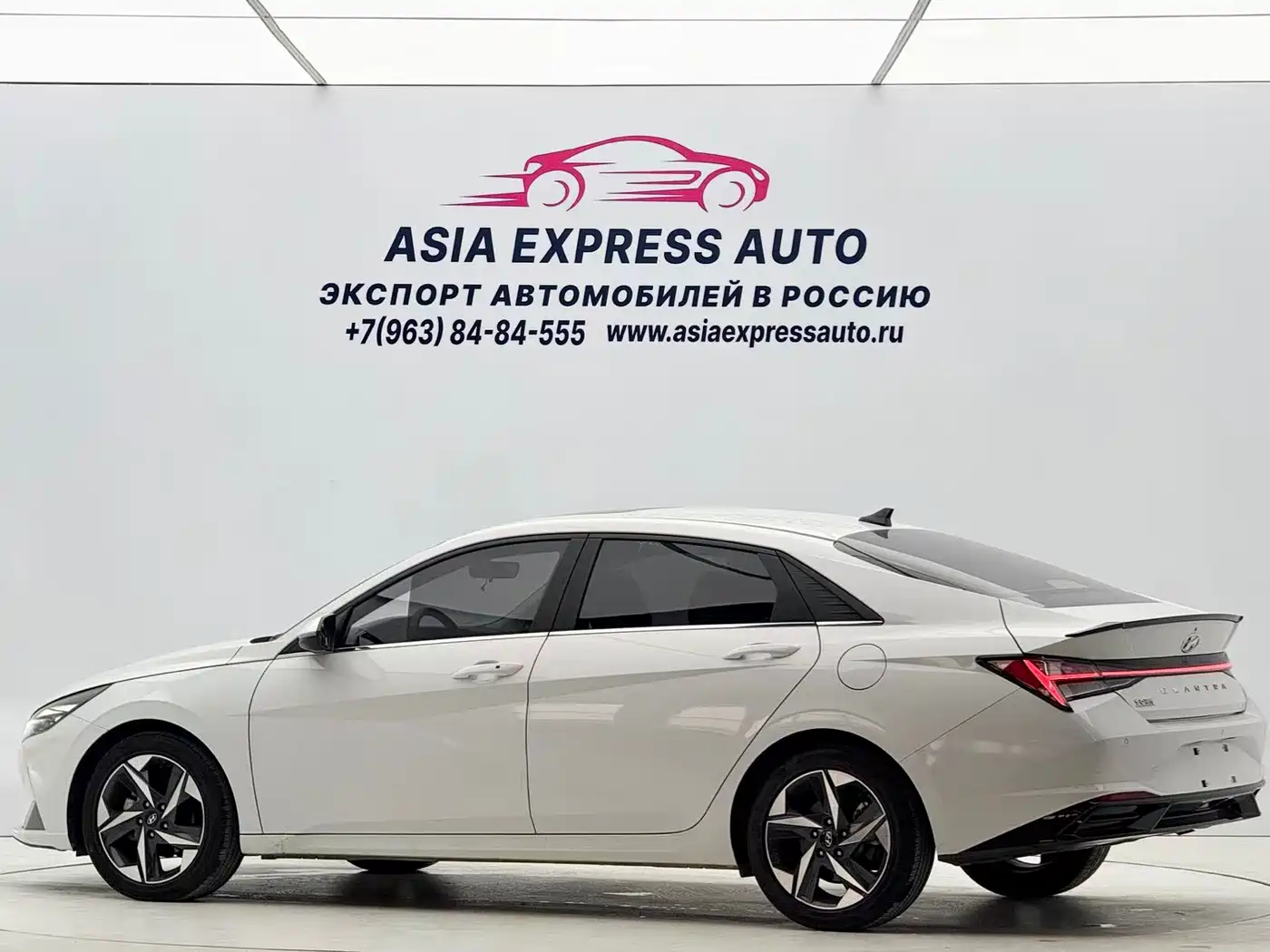 Hyundai Elantra 2022 1.5L CVT GLX Elite Edition фото 6