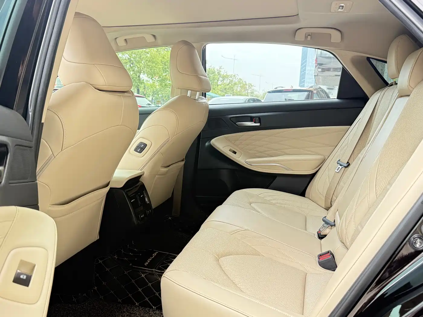 Toyota Avalon 2019 2.5L Touring Premium (China V) фото 6