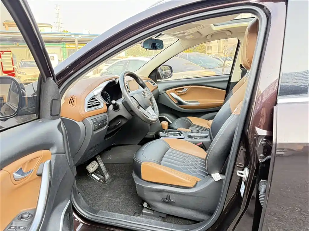 Soueast DX7 2018 2018 1.5T Auto Luxury