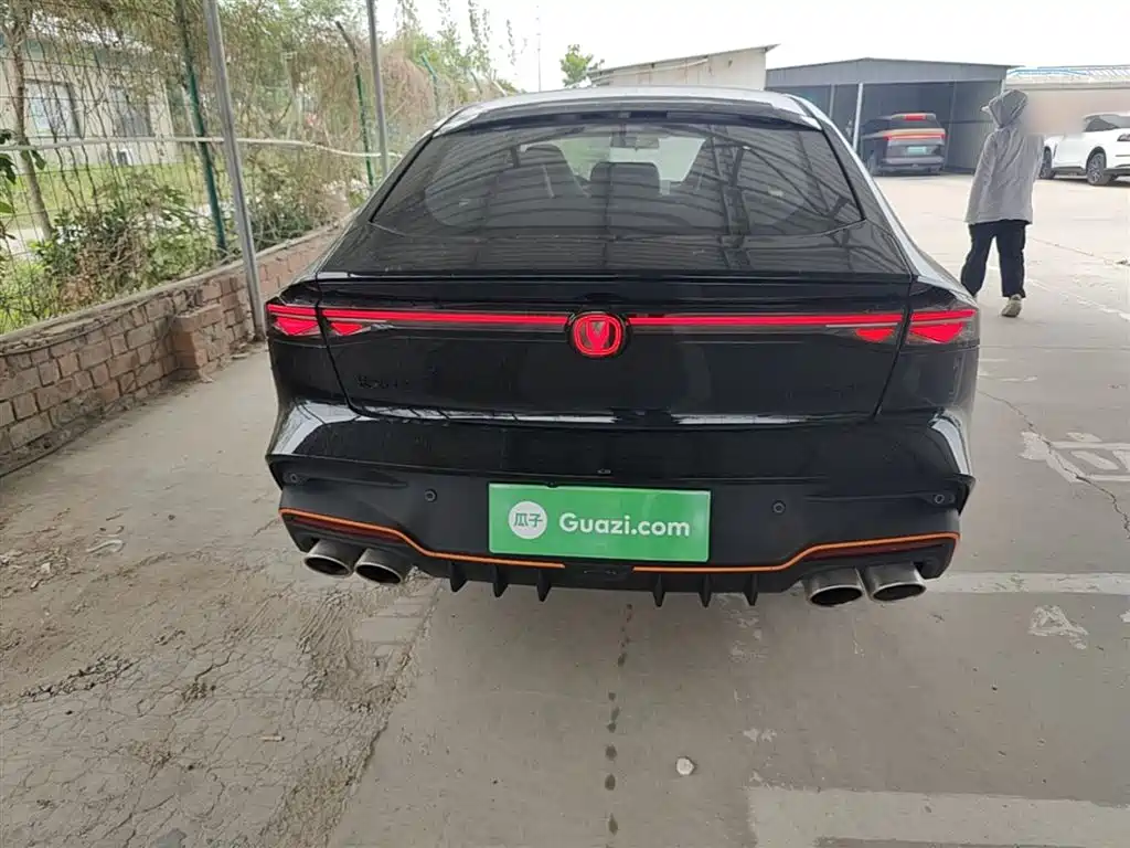 CHANGAN UNI-V