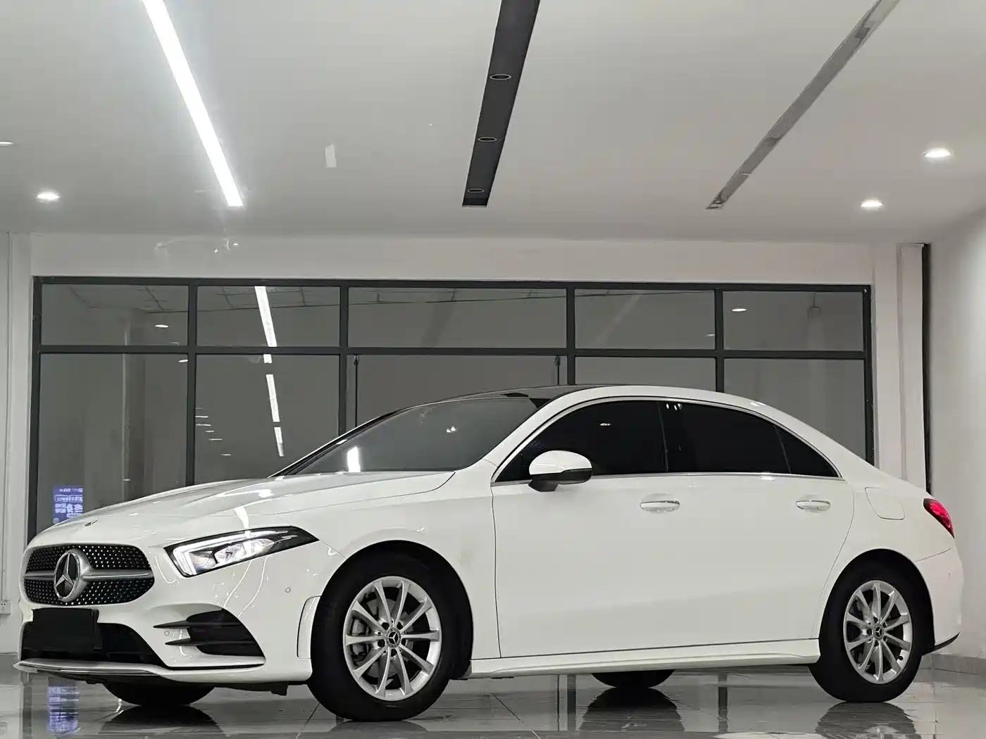 Mercedes-Benz A-Class 2021 A 200 L Sport Sedan Fashion Edition