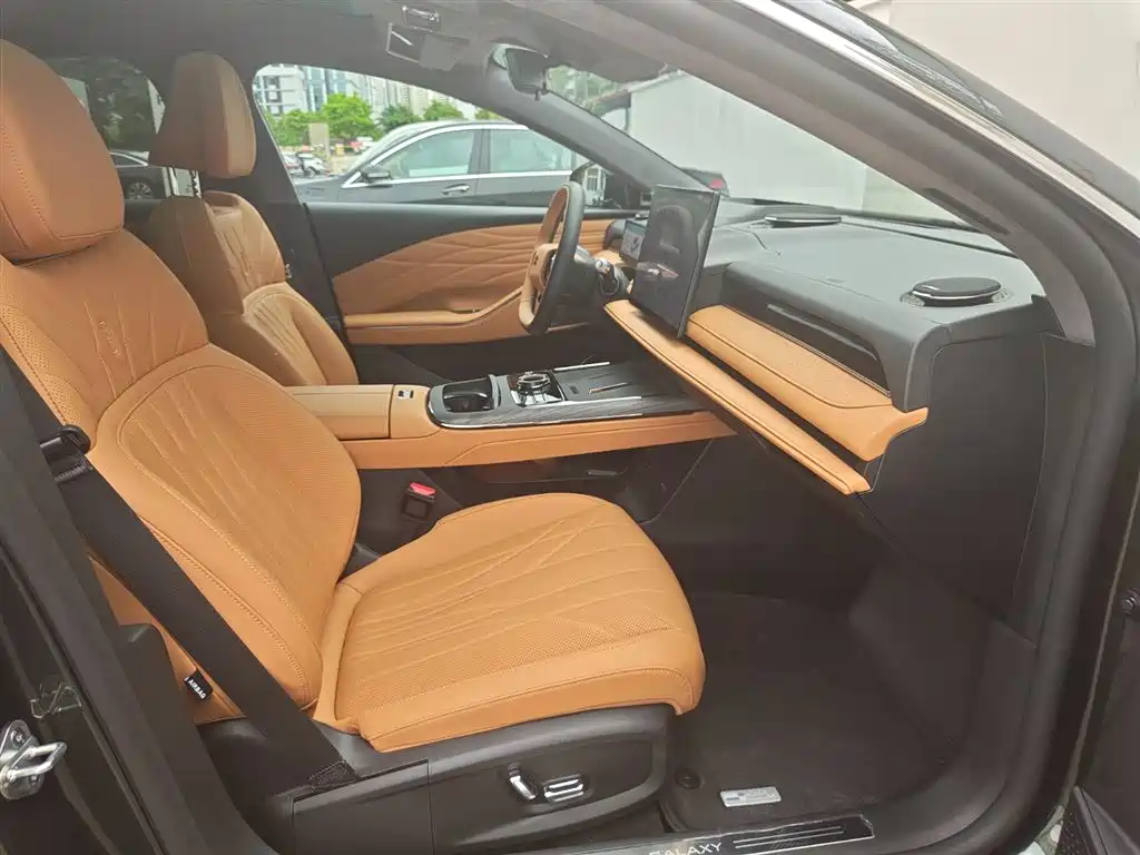 GEELY GALAXY GALAXY SPARKLE 8