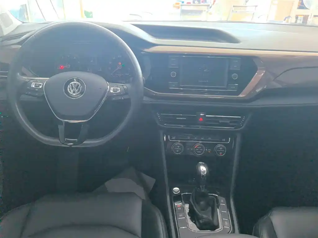 Volkswagen Tharu 2019 280TSI 2WD Comfort Edition China V фото 10