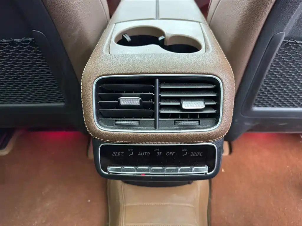 Mercedes-Benz GLE 2024 GLE 450 4MATIC Fashion фото 10