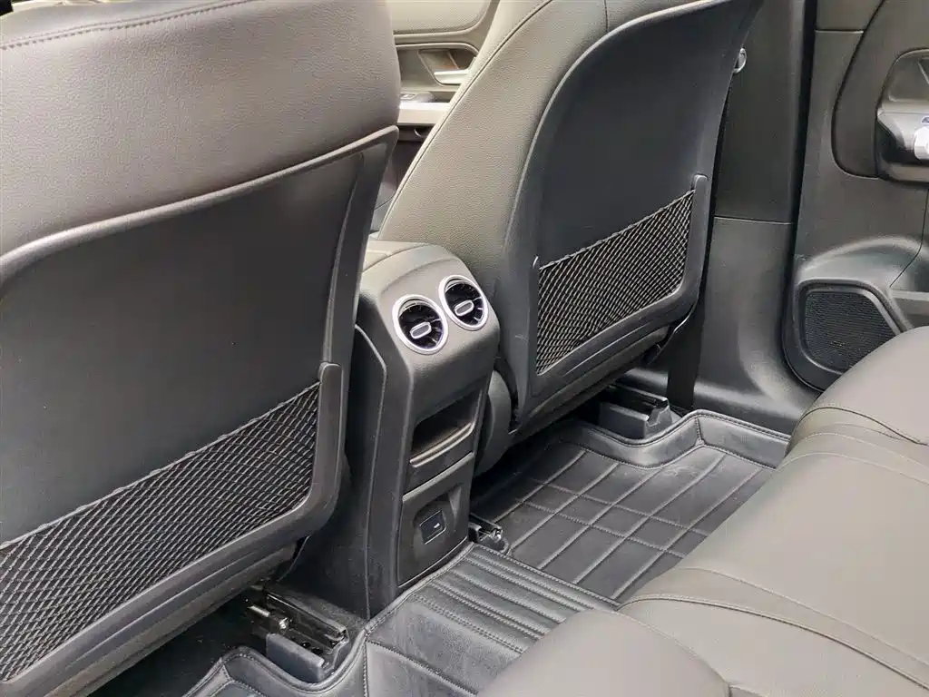 Mercedes-Benz GLB 2022 Facelift GLB 200 Dynamic Style фото 9