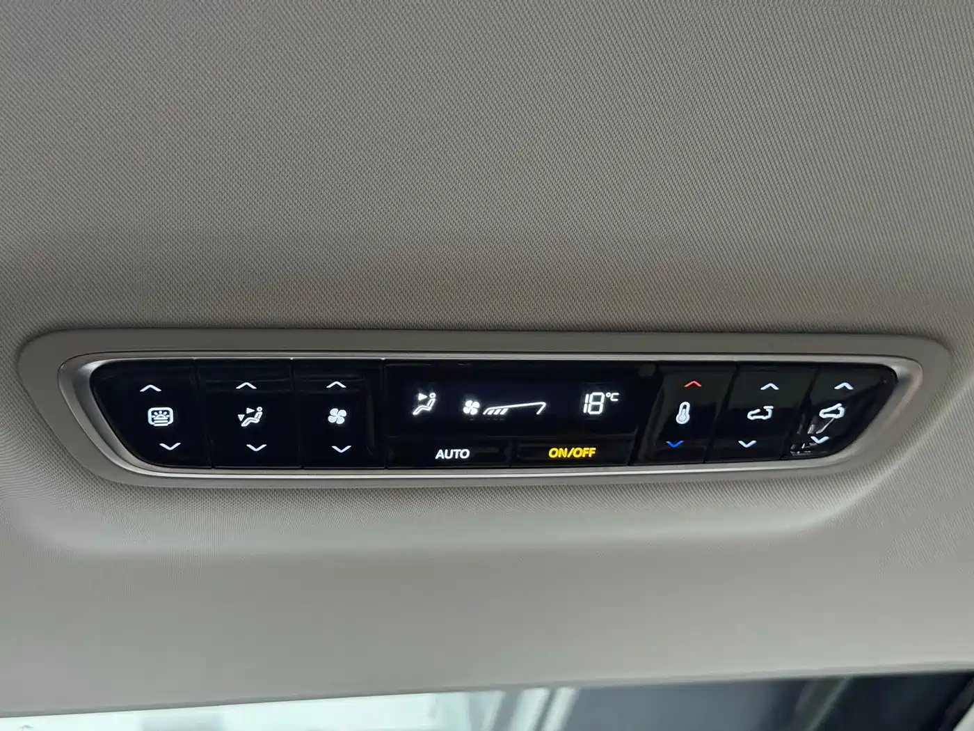 SAIC Maxus Dajia 9 2024 2024 Facelift Super Hybrid Ultra-Long Range Forest 7-Seater