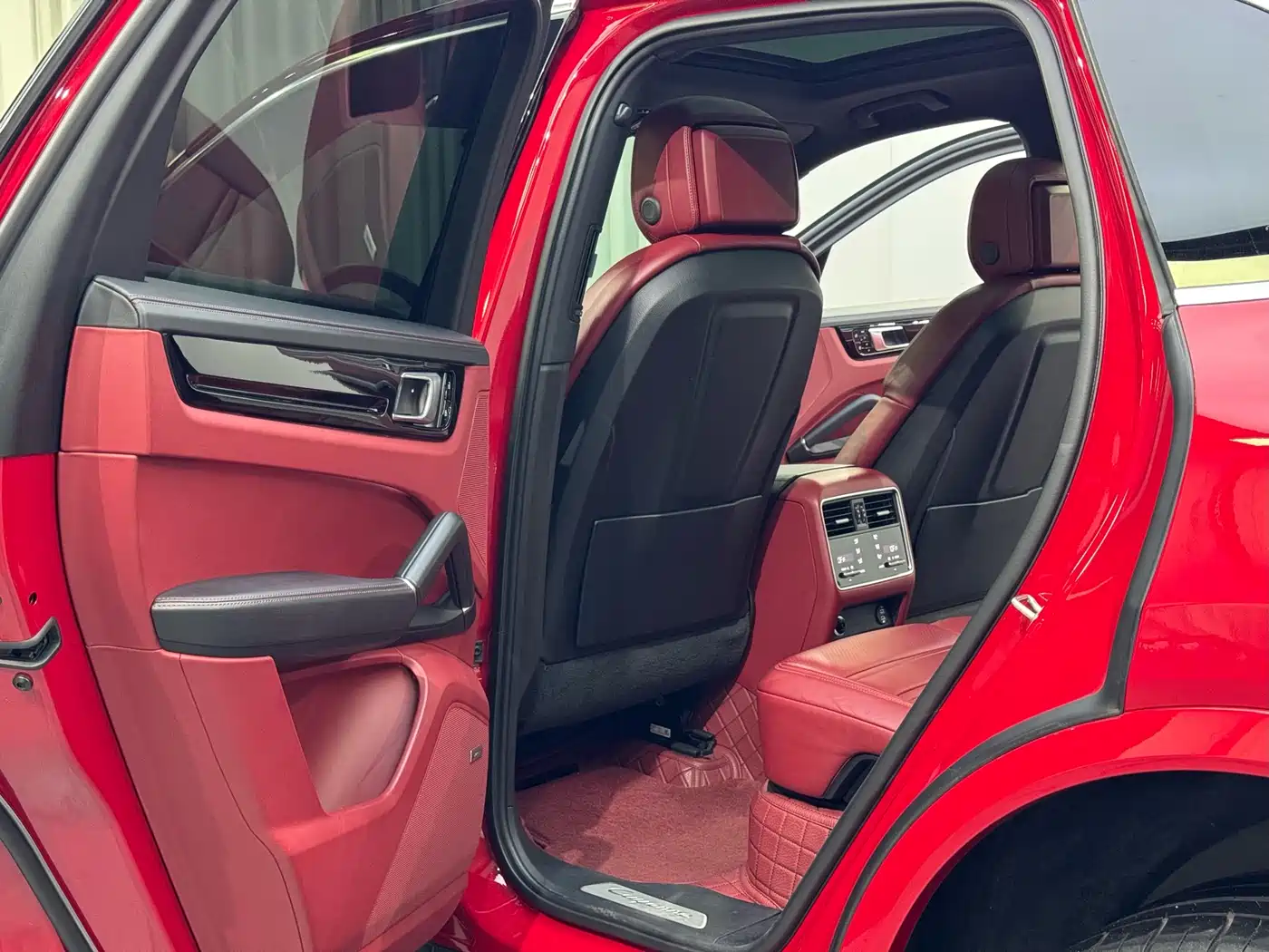 Porsche Cayenne 2022 Cayenne 3.0T Platinum Edition фото 5