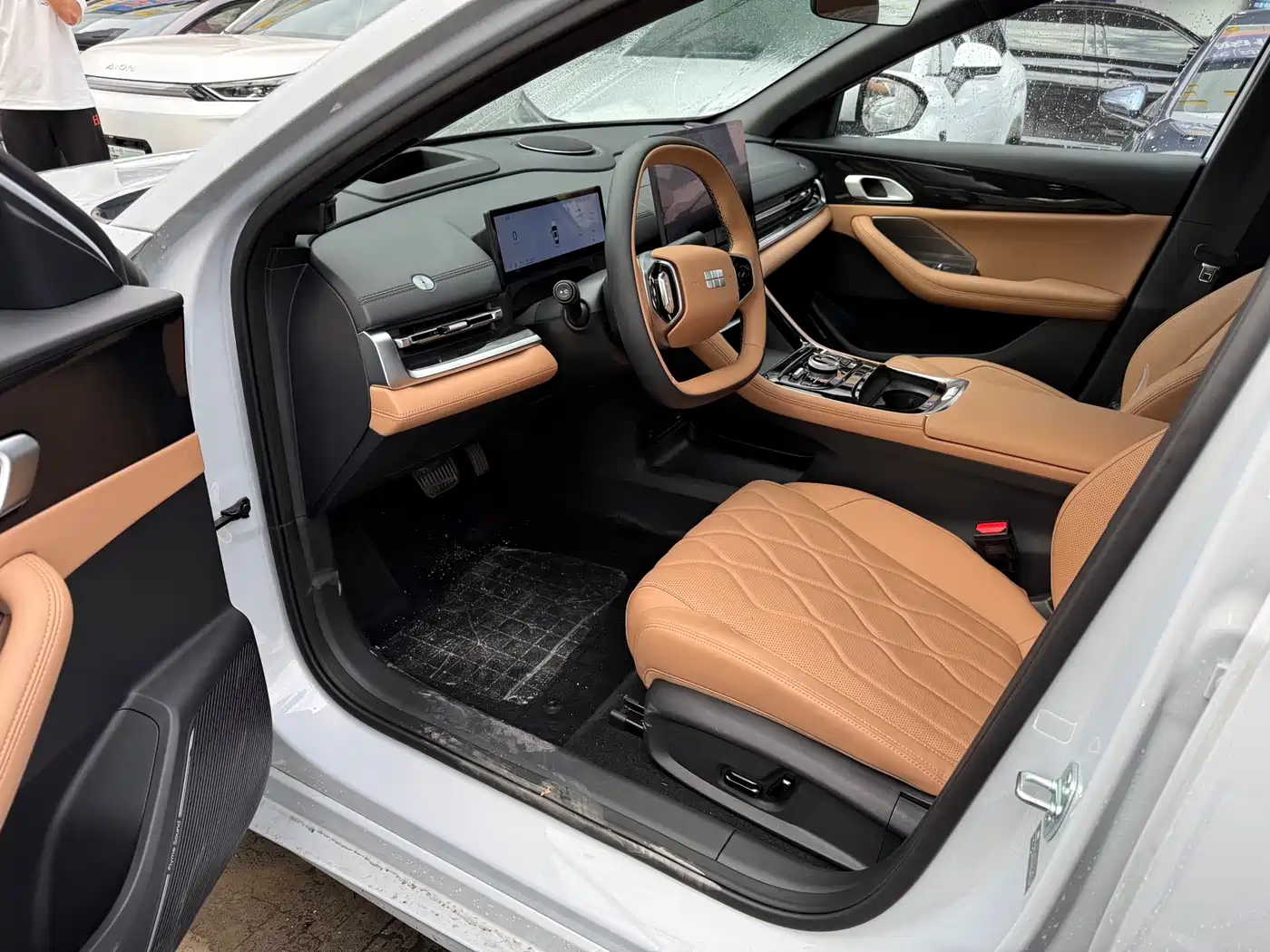 Geely Galaxy Galaxy A7 2025 EM-i фото 3