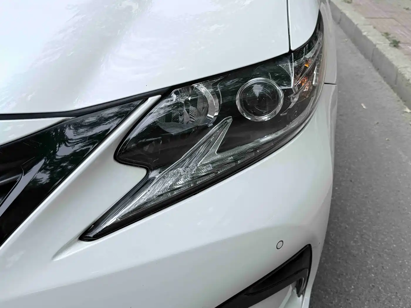 Lexus ES 2017 200 30th Anniversary Edition фото 16