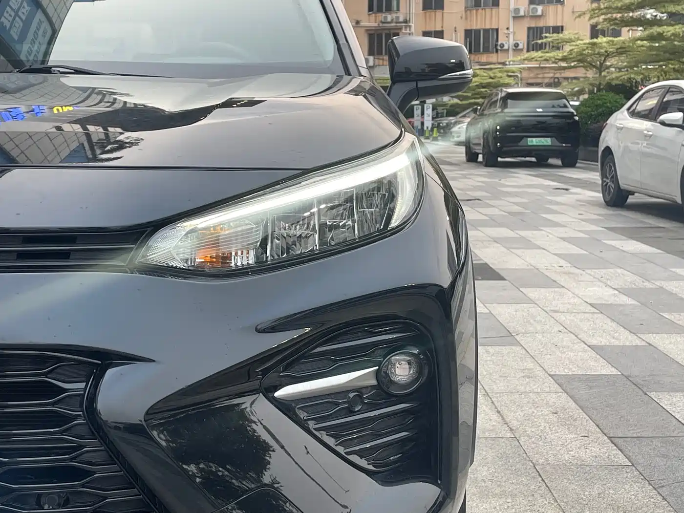 Toyota Wildlander 2021 2.0L CVT 4WD Luxury Edition фото 6