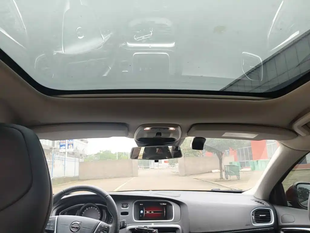 Volvo V40 2017 2017 T3 Inscription