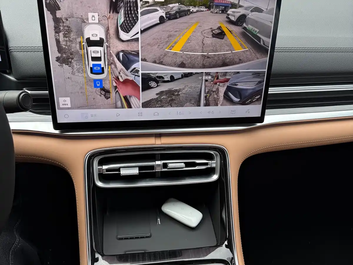 Geely Galaxy Galaxy A7 2025 EM-i фото 5