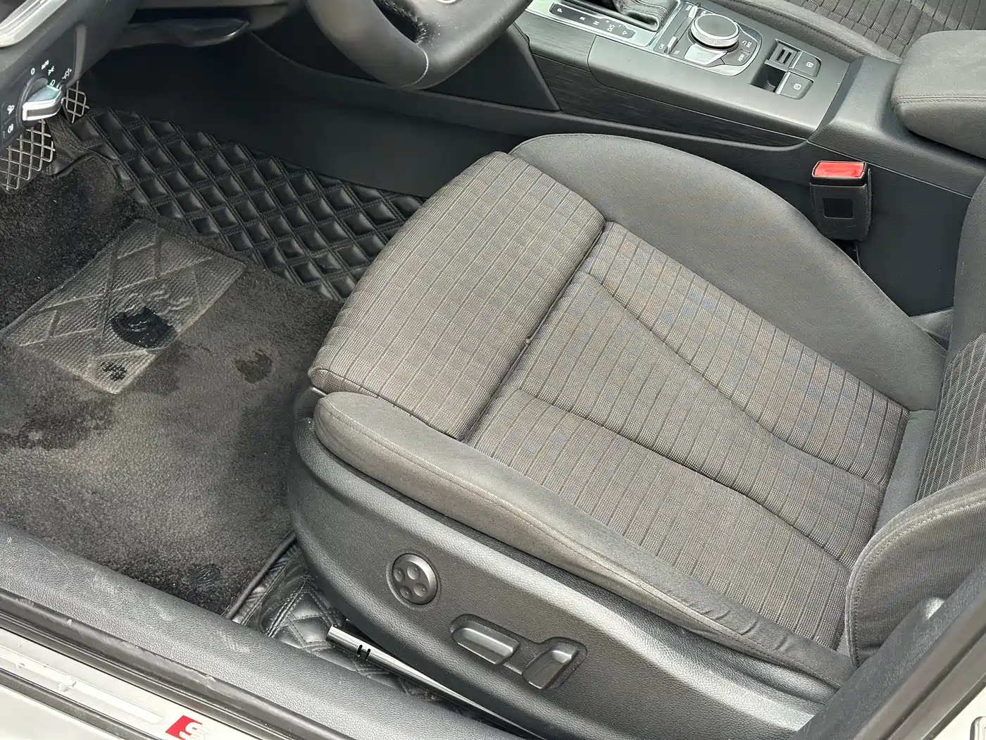 Audi A3 2017 Limousine 35 TFSI Sport фото 7