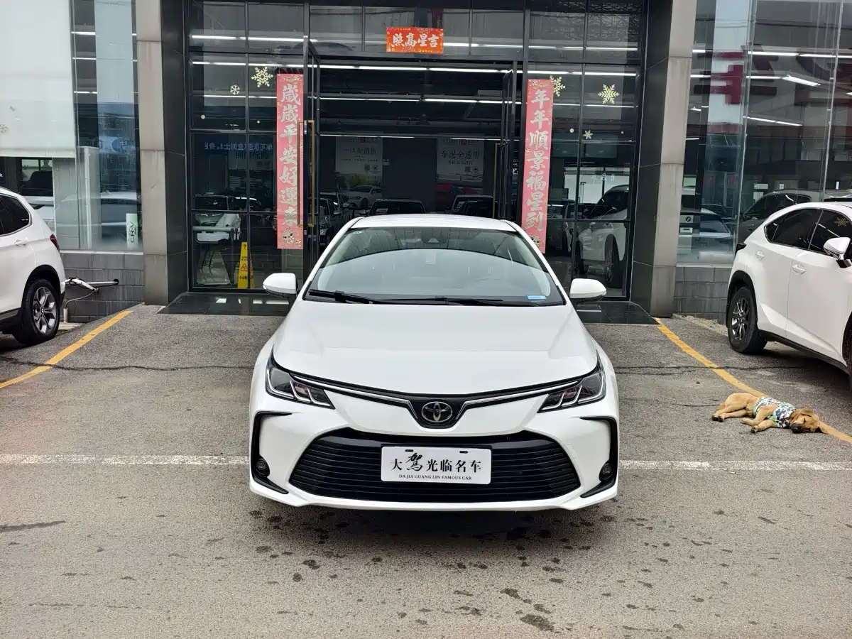 TOYOTA COROLLA