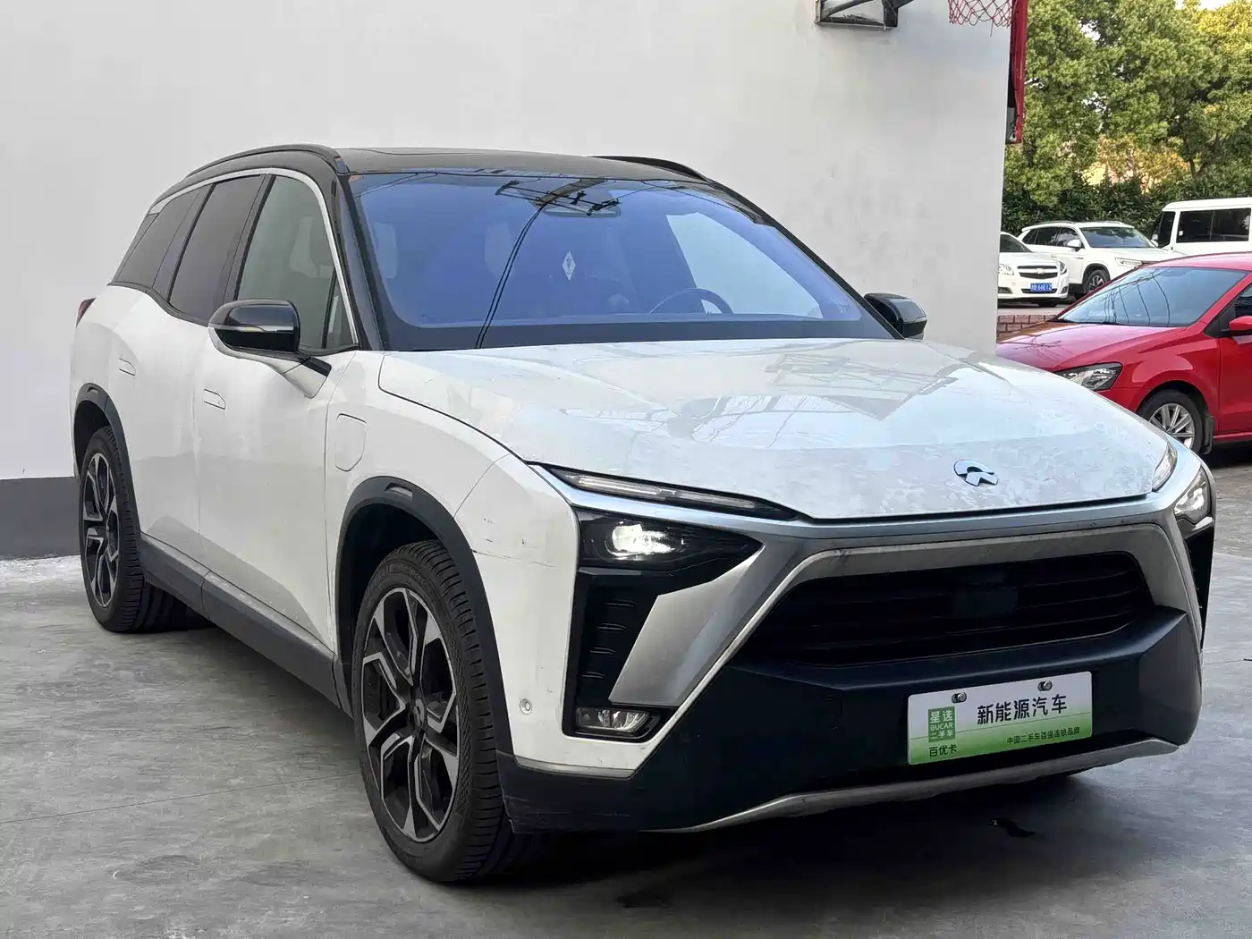 NIO NIO ES8 2020 415KM Signature Edition 6-Seater 3