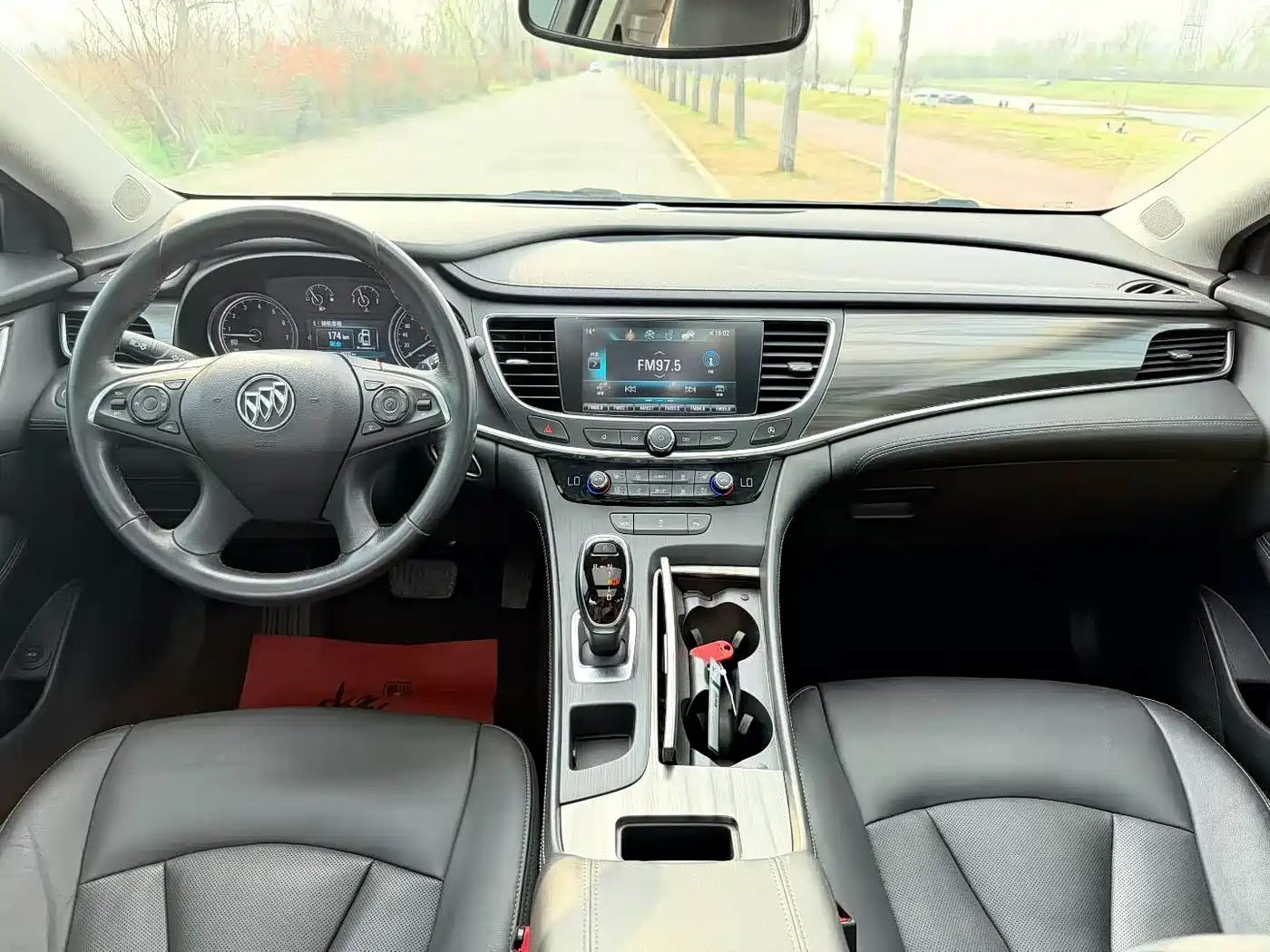 Buick LaCrosse 2018 Model 20T Elite Edition фото 6