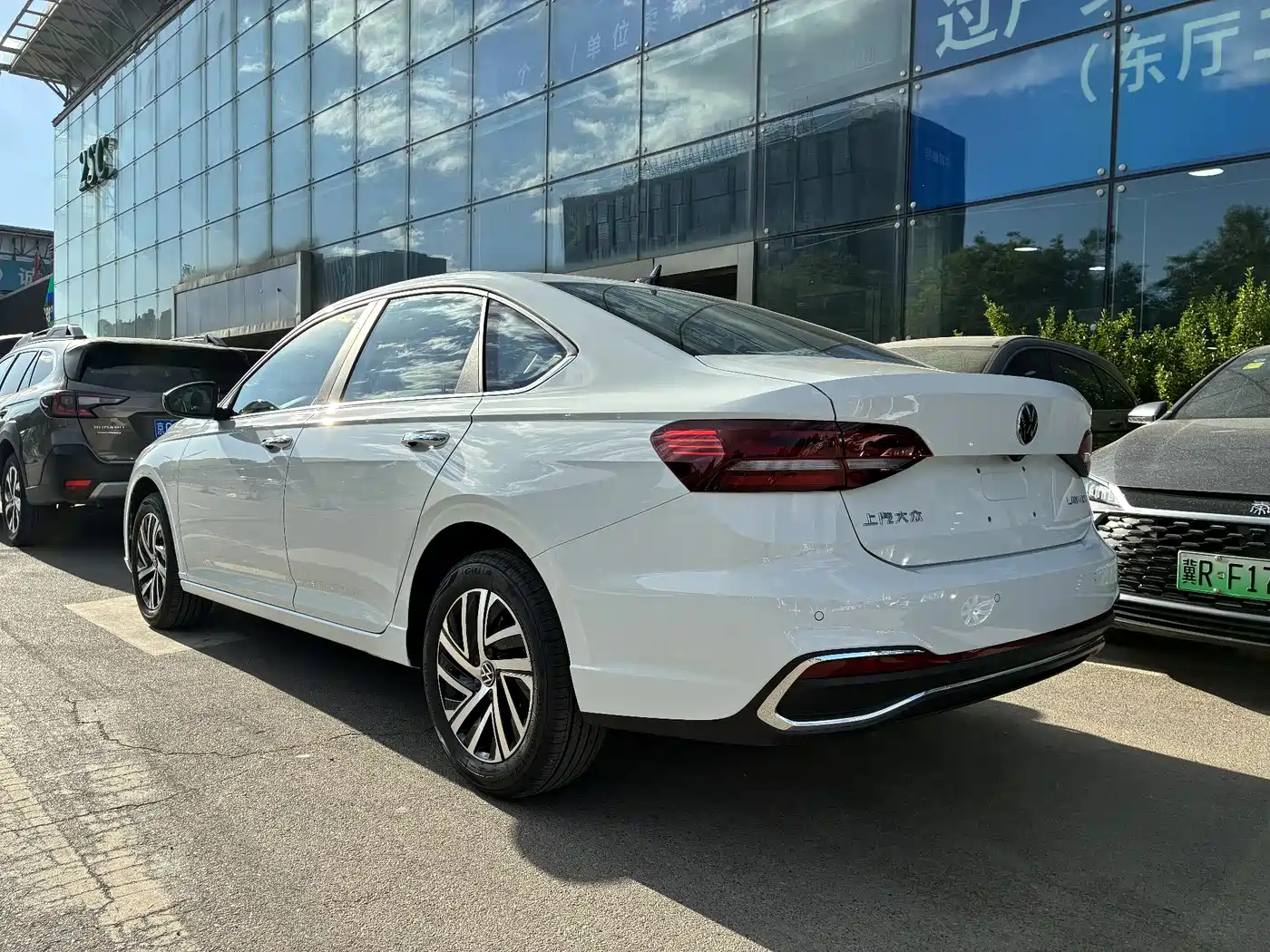 Volkswagen Lavida 2026 1.5L Auto 5 Million Edition фото 16
