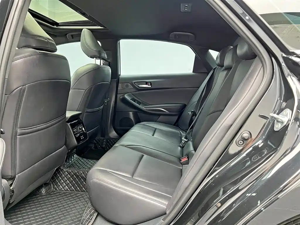 Toyota Avalon 2024 Model 2.0L Progressive Edition фото 15