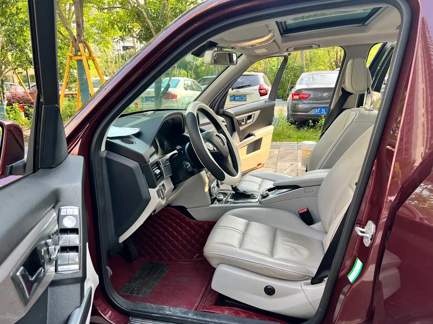 Mercedes-Benz GLK-Class (Import) 2010 GLK 300 4MATIC Fashion фото 21