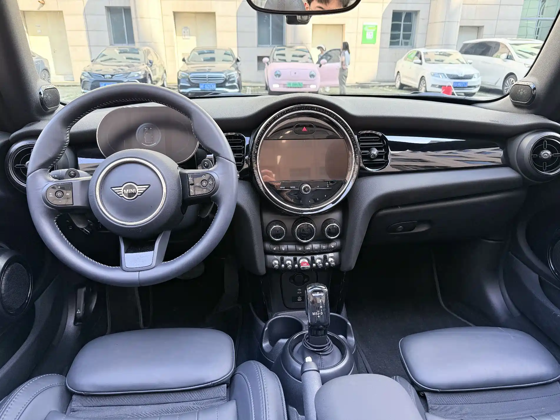 Фото 9 - MINI MINI