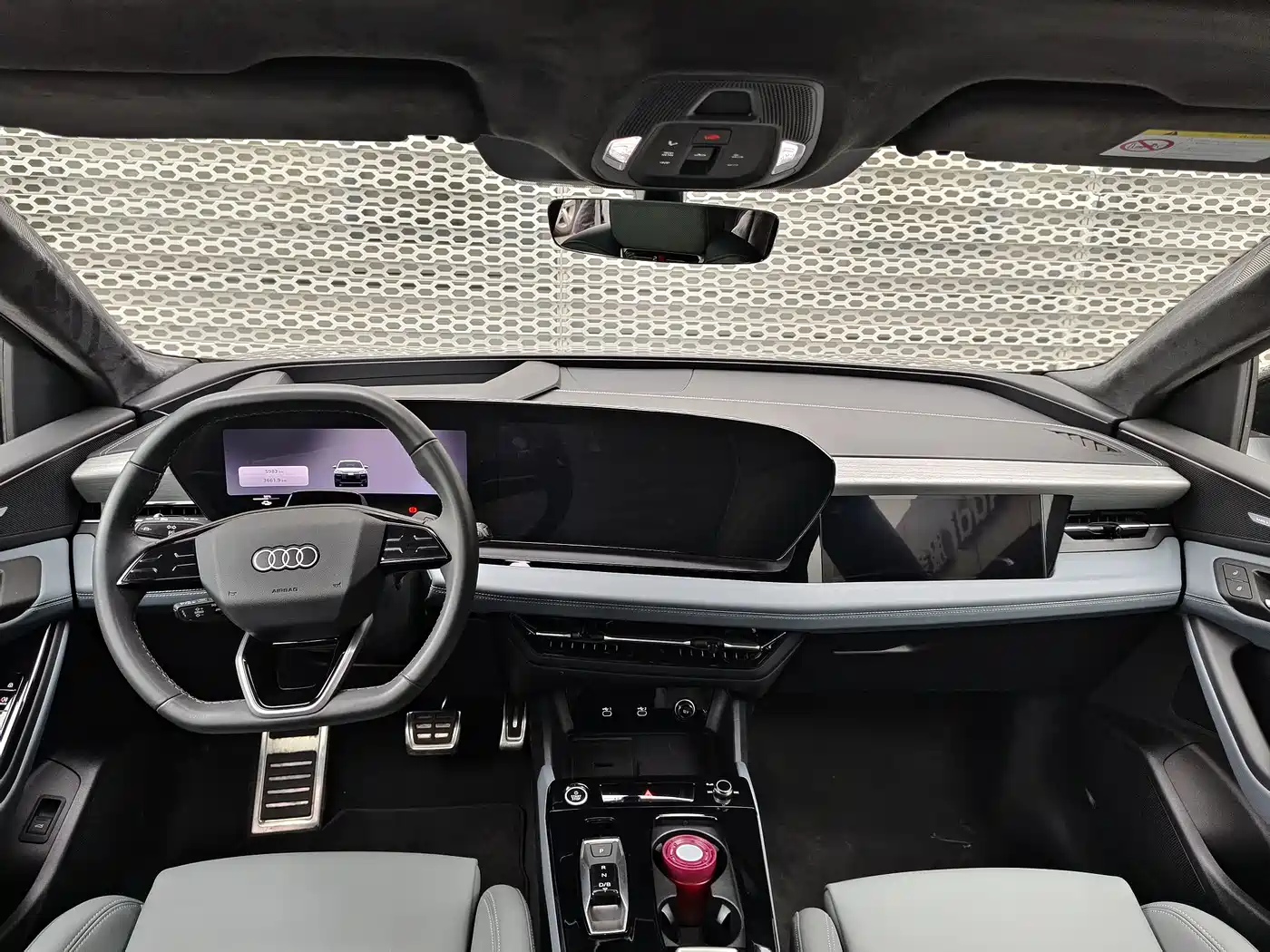 Audi Q6L e-tron 2025 Model Pioneer Edition фото 7